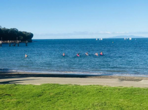 Beach Lodge, Auckland